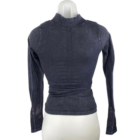 Free People Women's Black 1/4 Zip Long Sleeve High Neck Slim Sweater Top Size XS - Picture 3 of 4